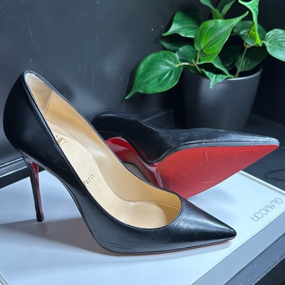 Christian Louboutin Black leather heel - sz 37 - // 7 - Picture 3 of 12